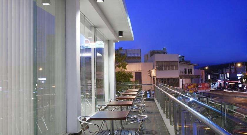 Amaris Hotel Embong Malang - Surabaya Hotel in Surabaya