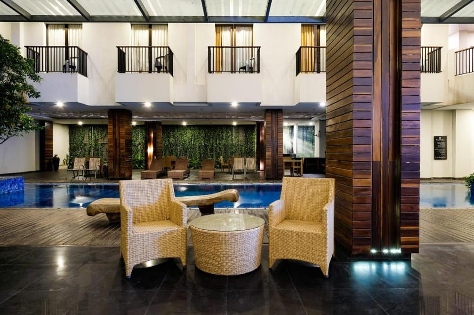 Sans Vibes Hotel Seminyak Hotel in Kuta