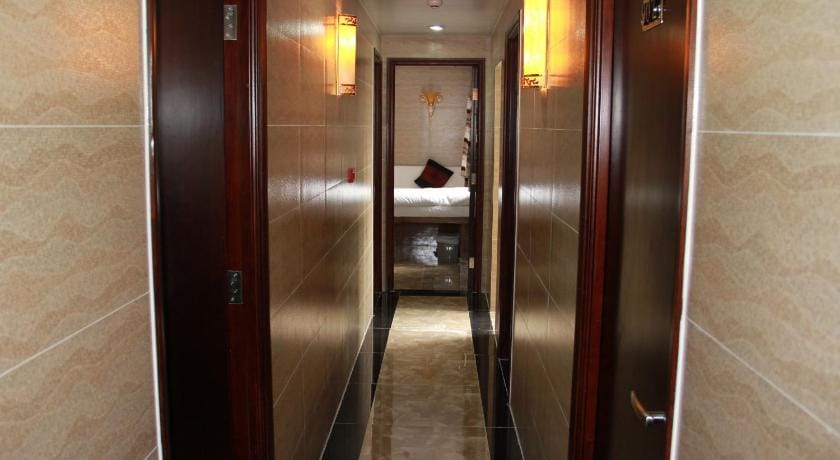 New Tokyo Hostel Bed and Breakfast in Hong Kong