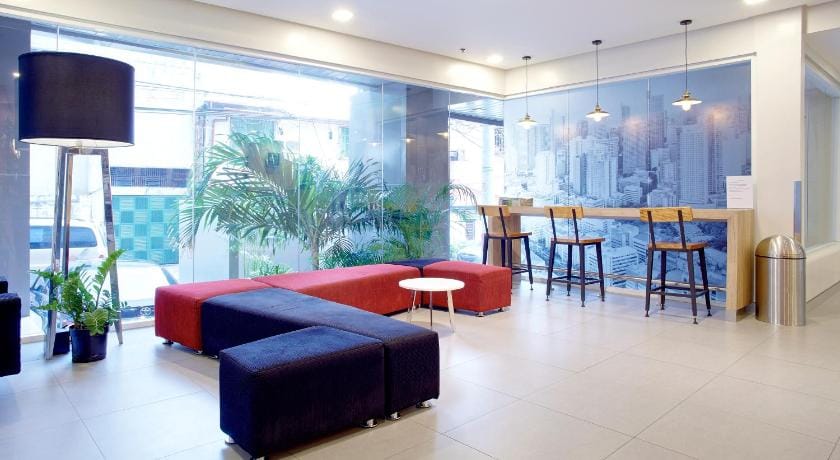 Red Planet Manila Makati Hotel in Makati