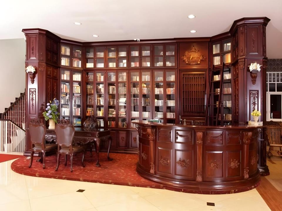 The Victoria Luxurious Guest House Hotel in Parongpong