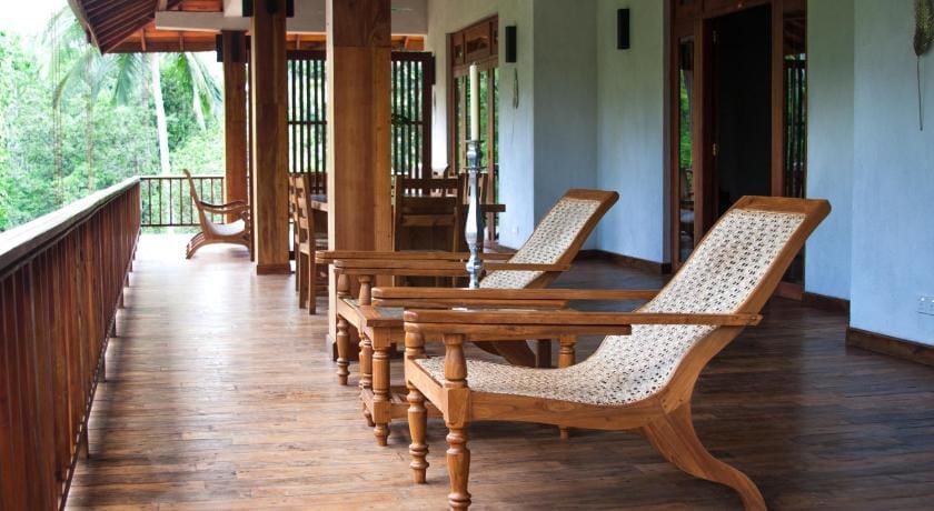 Jims Farm Villas Hotel in Central Province