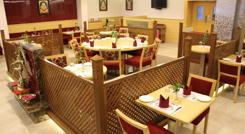 Hotel Dasaprakash Hotel in Agra