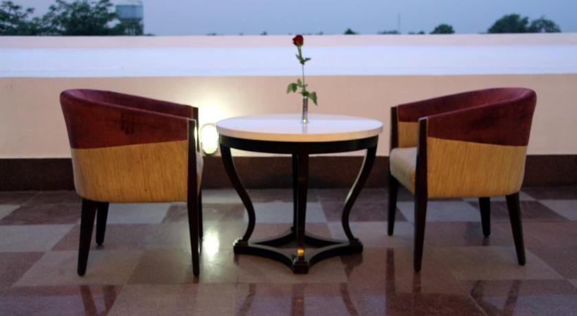 Hotel Dasaprakash Hotel in Agra