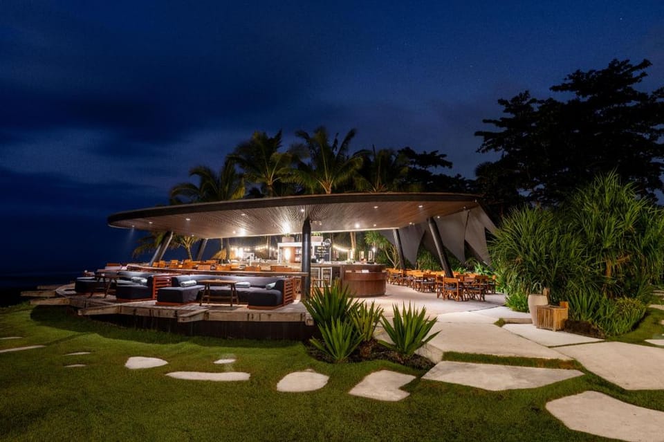 Hotel Komune and Beach Club Bali Resort in Blahbatuh