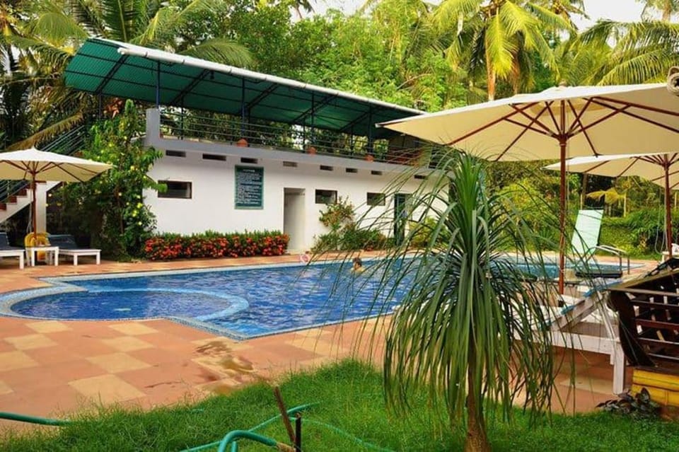 Raja Park Beach Resort Hotel in Varkala