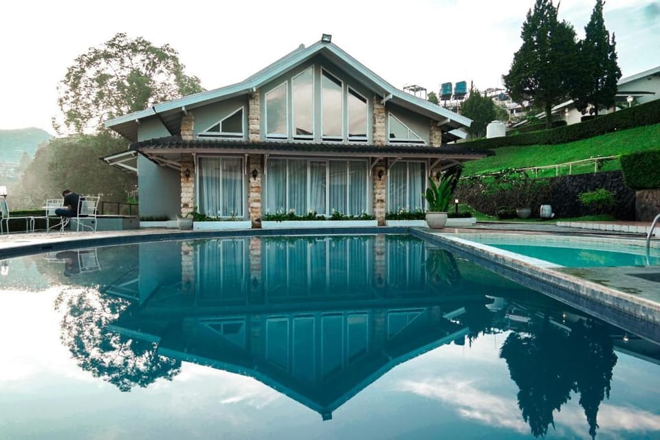 Ariandri Resort Puncak Hotel in Cisarua