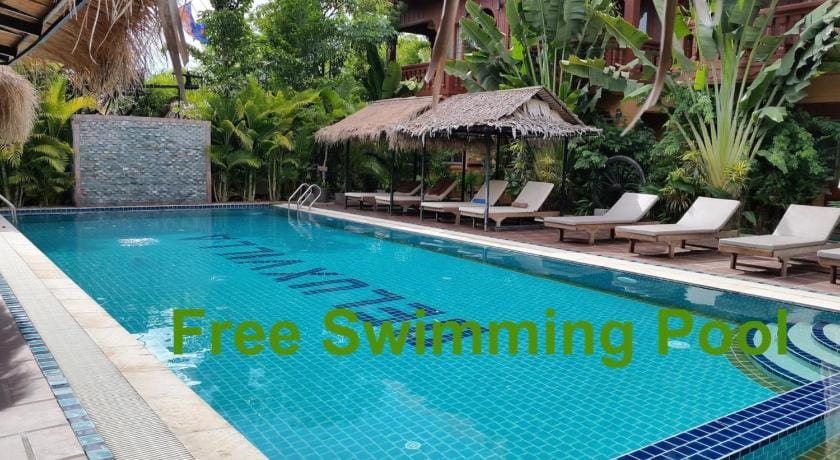 Lux Guesthouse Bed and Breakfast in Krong Battambang