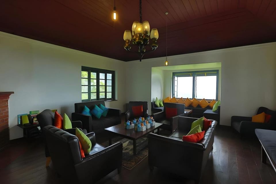Sir Johns Bungalow Hotel in Central Province