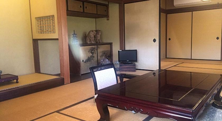 Ise Todaya Ryoan Ryokan in Tokyo Prefecture