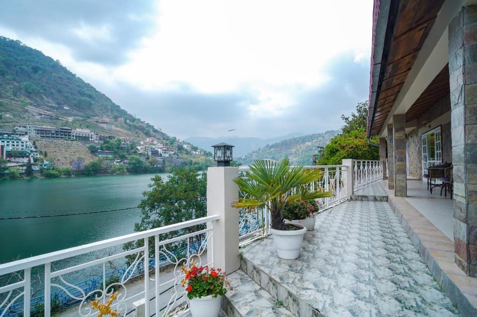 Hotel Neelesh Inn - A Luxury Lake View Hotel 20 KM From Nainital Hotel in Uttarakhand