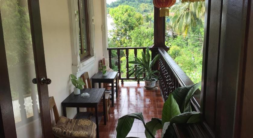 A Tee Guesthouse Bed and Breakfast in Luang Prabang