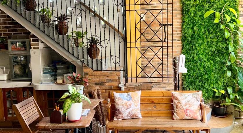 Balai Tinay Hotel Bed and Breakfast in Bicol