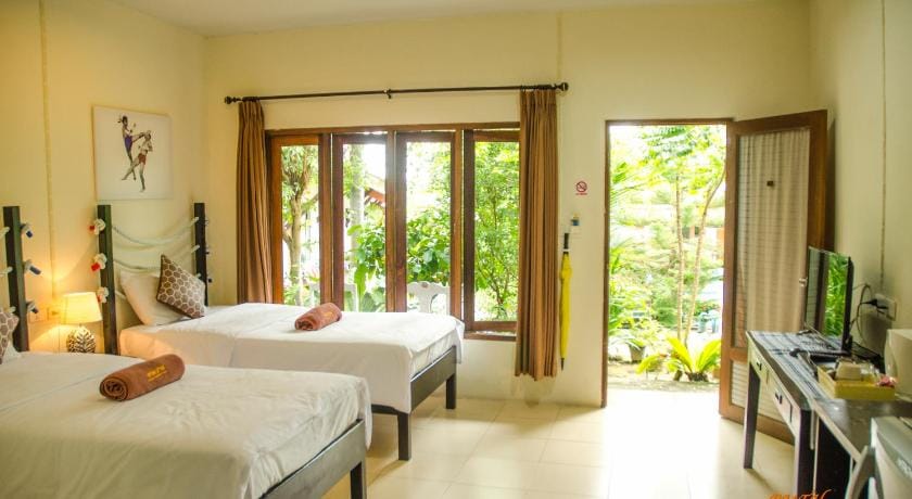 Phuket Muay Thai House Bed and Breakfast in Chalong