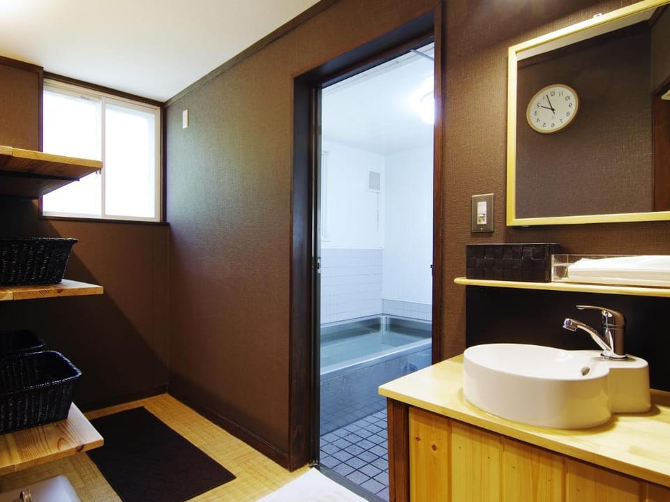 Hakuba Goryu Pension Kurumi Bed and Breakfast in Hakuba