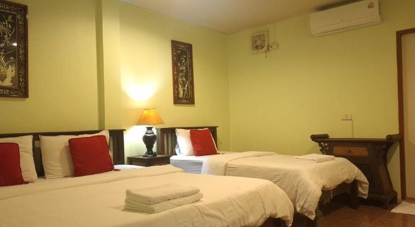 Baan Kluay Mai Guest House Bed and Breakfast in Ko Samui
