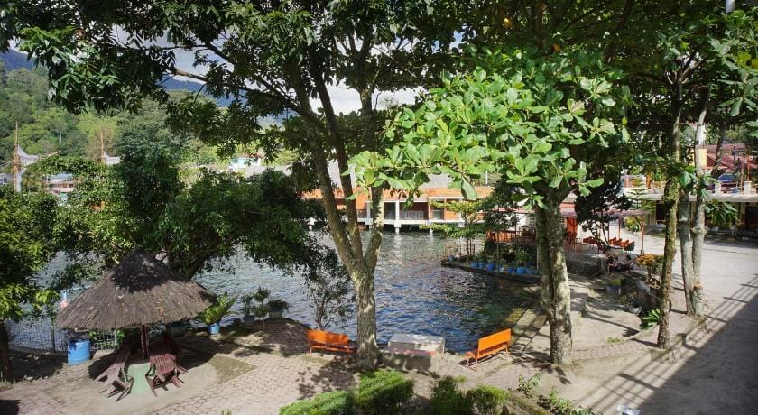 Pandu Lakeside Parapat Hotel Hotel in Indonesia