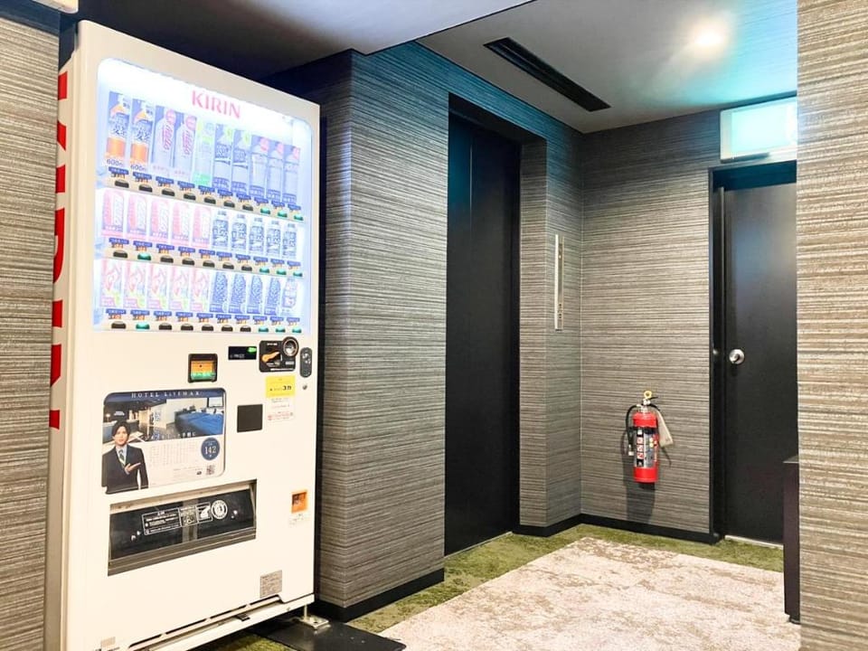 Hotel Livemax Chofuekimae Hotel in Kanagawa Prefecture