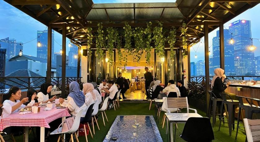 D'Bamboo Suites Bed and Breakfast in South Jakarta City