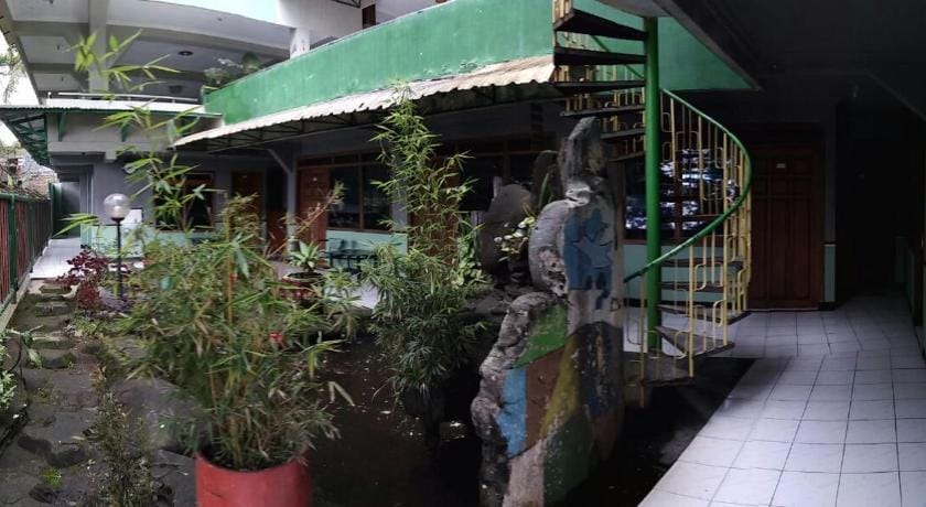 Lie Mas Hotel Hotel in East Java