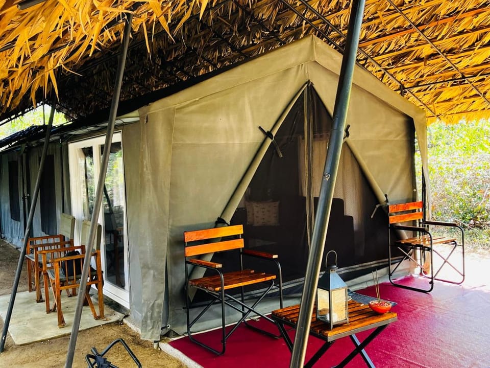 Mahoora Yala - by Eco Team Campground/ 
RV Resort in Southern Province