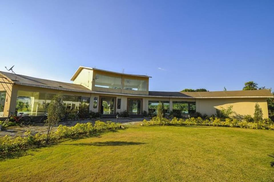 Parwati Wild Abode Corbett Resort Hotel in Uttarakhand