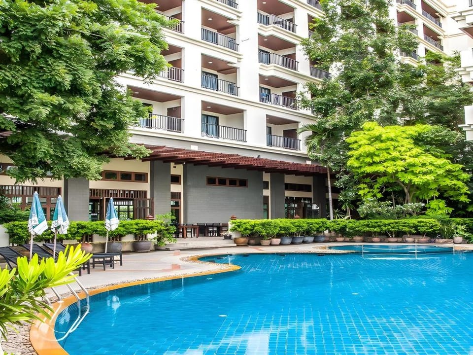 Mike Garden Resort Hotel Hotel in Pattaya City