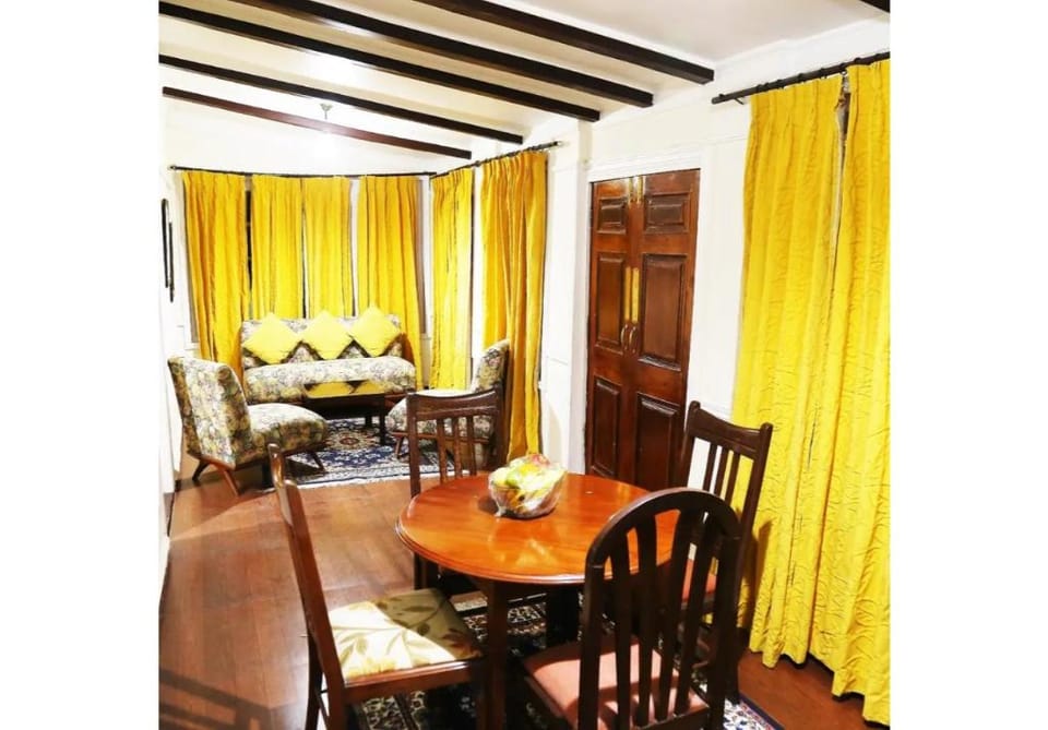 Hotel Springfields Hotel in Shimla