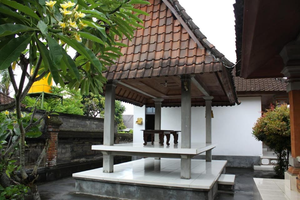 Pande Permai Guest House Bed and Breakfast in Ubud