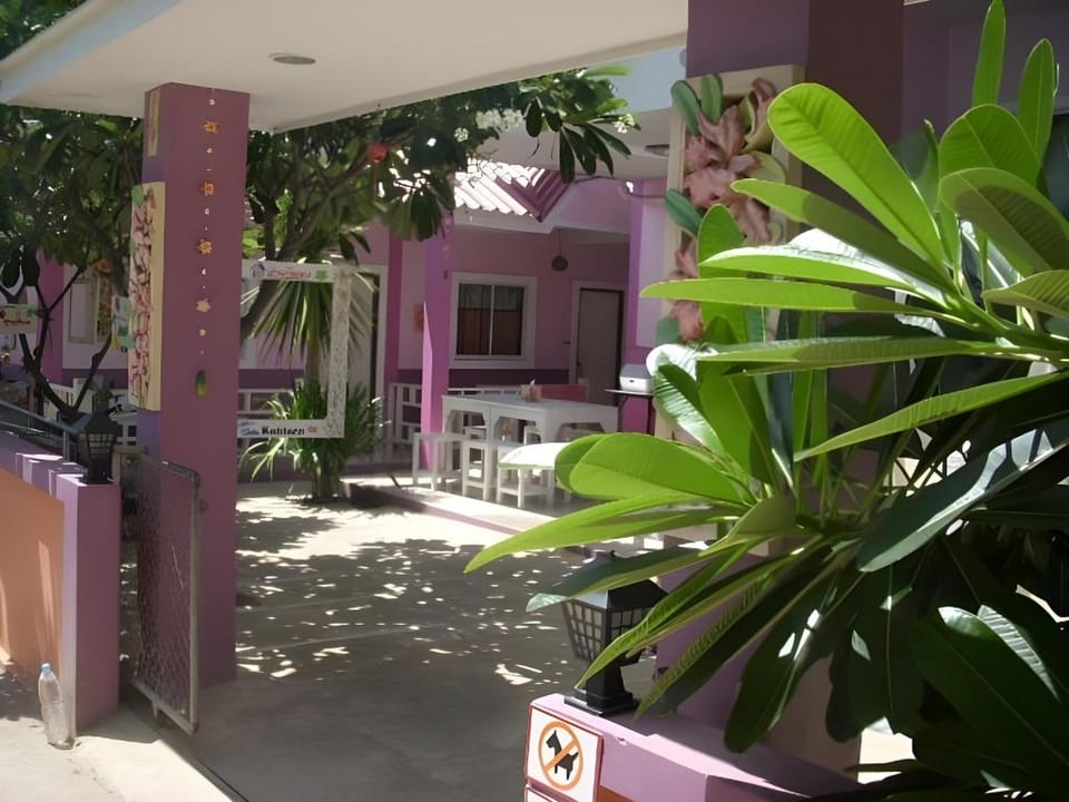 Baan Kan Eang Resort in Chon Buri Changwat