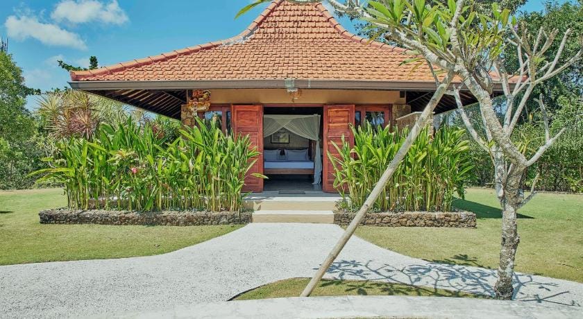 Three Monkeys Villas Campground/ 
RV Resort in Bali