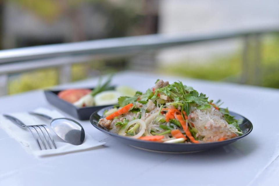 On The Rock Chaiyaphum Bed & Breakfast Hotel in Laos