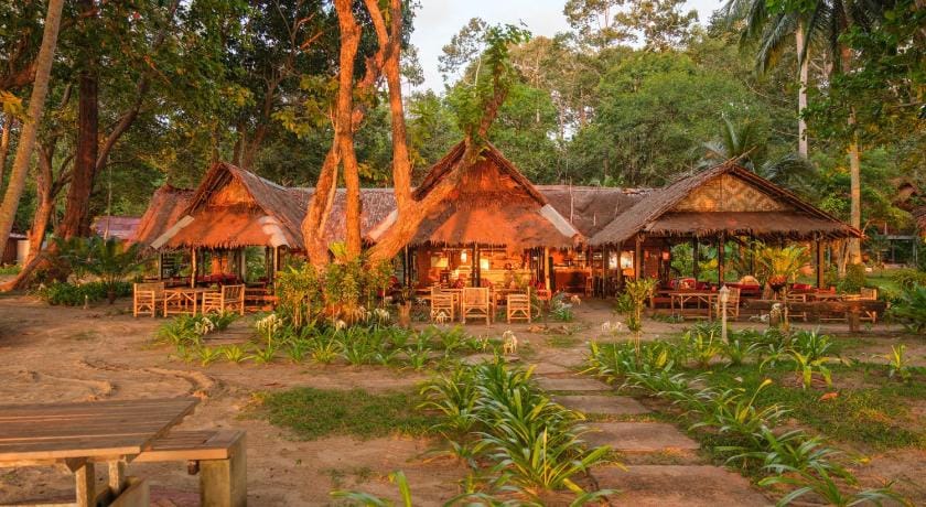 Joy Bungalow Bed and Breakfast in Krabi Changwat