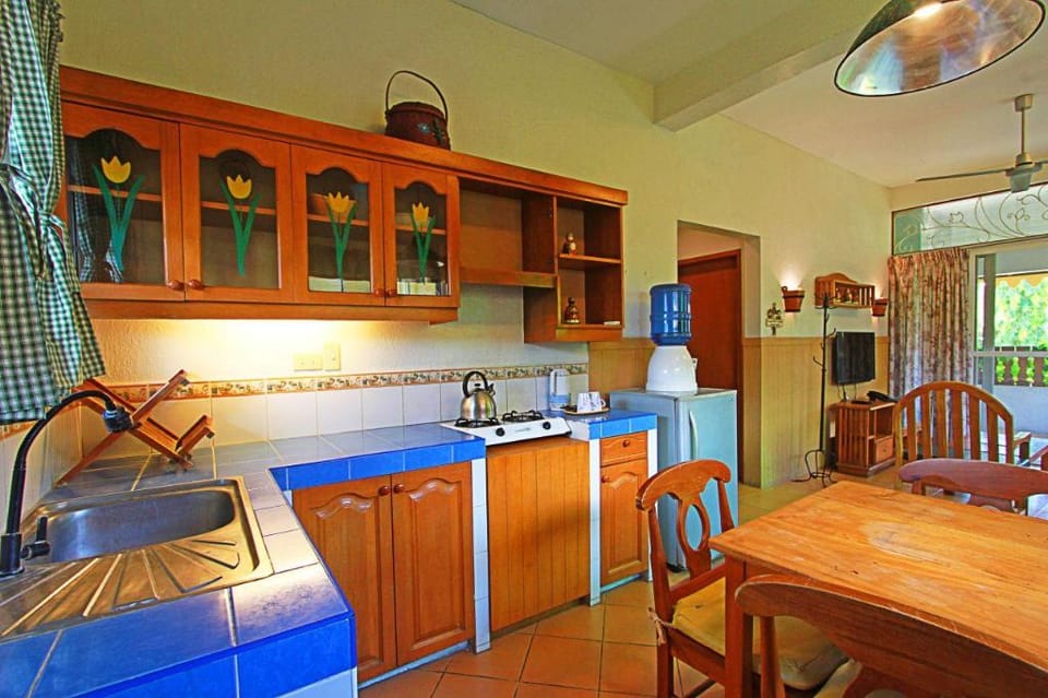 Florentina Homes Bed and Breakfast in Dumaguete