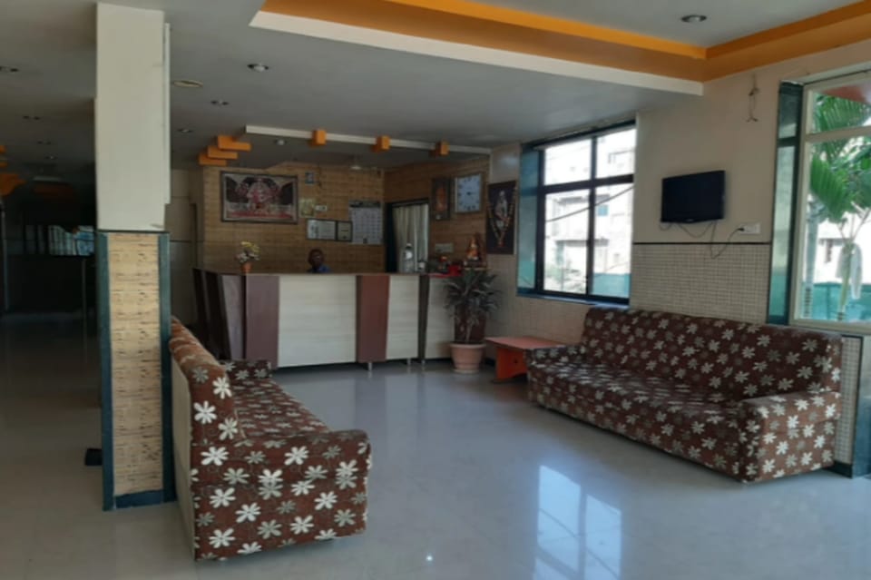 Hotel Sai Aditya Hotel in Maharashtra
