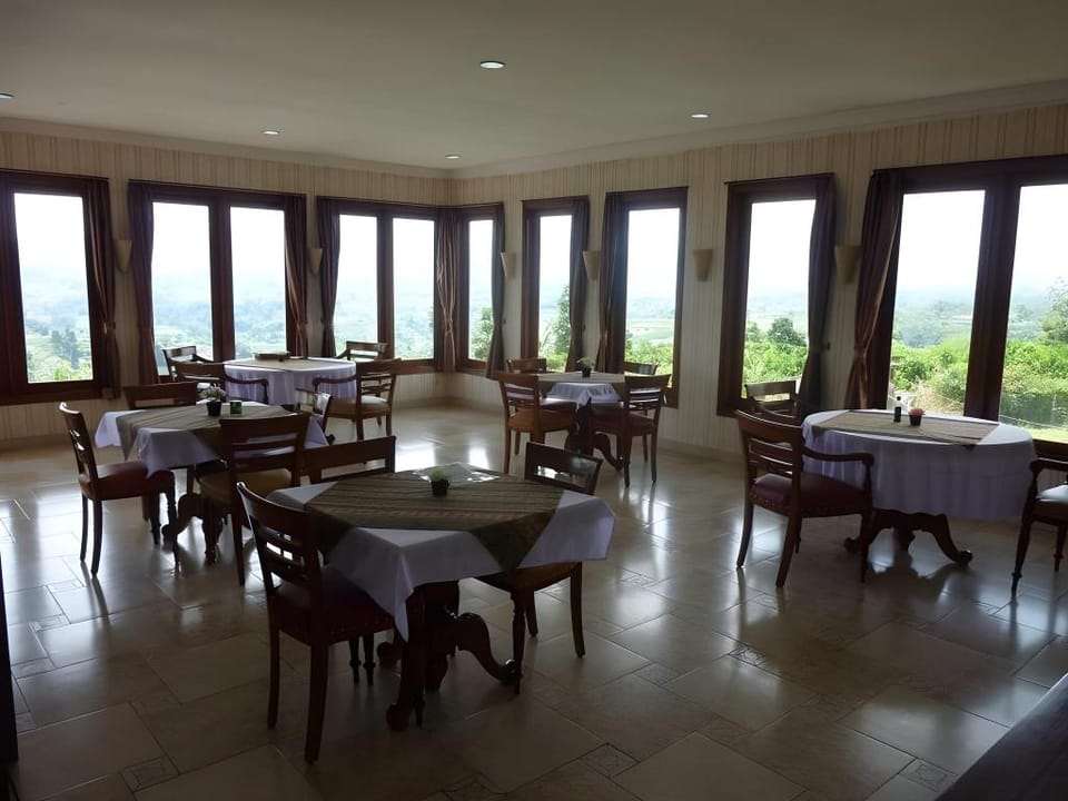 Villa Venety's Lembang by BWB Hotel in Lembang