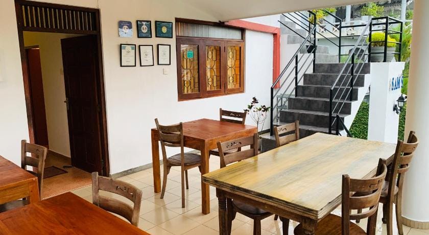 Sam's Guest House Bed and Breakfast in Main Road