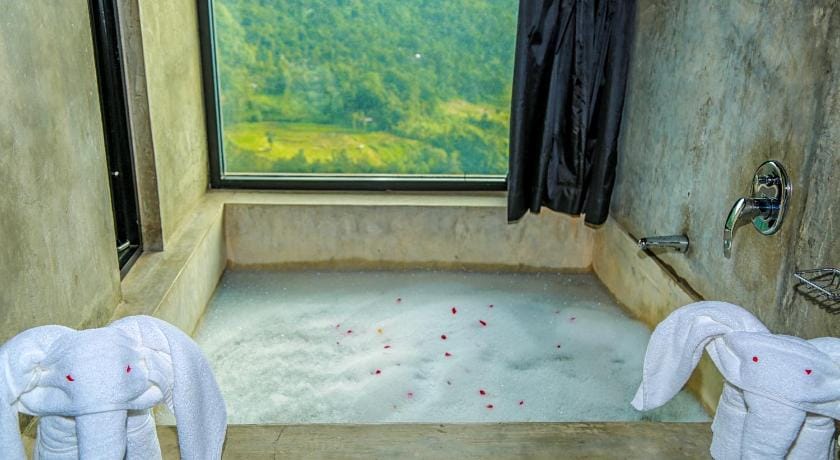 Oak Ray Hotel - Tea Bush Ramboda Hotel in Central Province