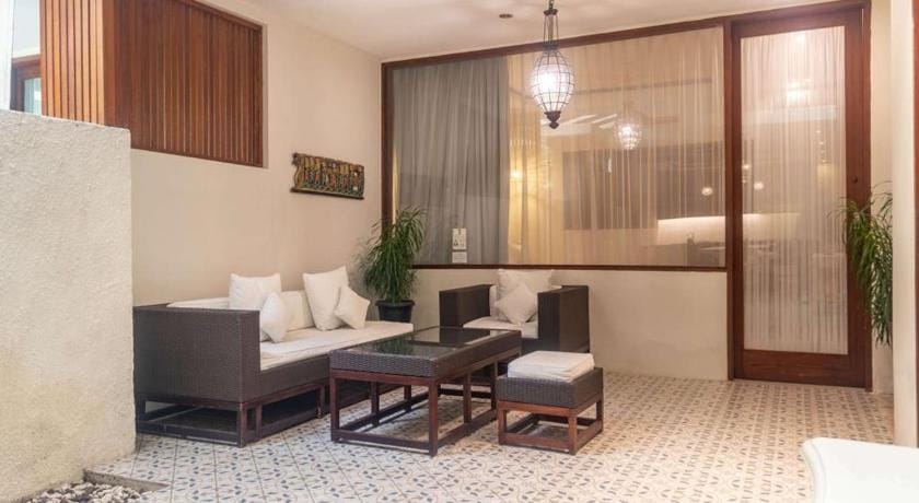 Arana Suite Bed and Breakfast in Kuta