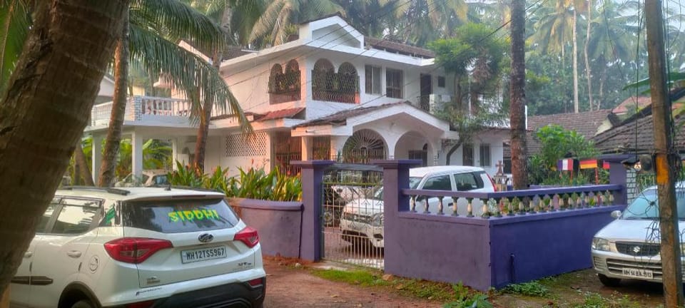 JES Guest House Hotel in Goa, India