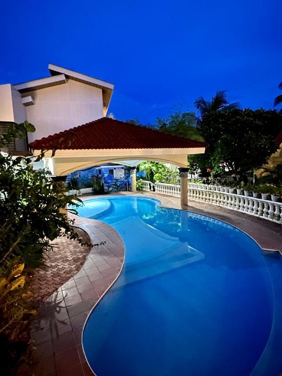 Gracey Dive Resort and Restaurant, Dumaguete Hotel in Central Visayas