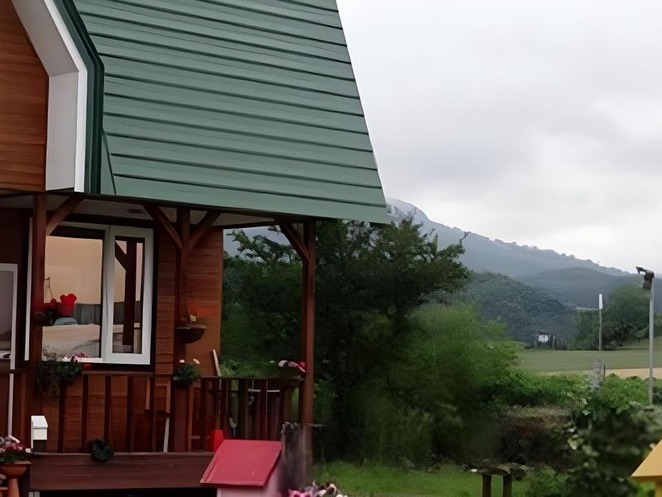 Guesthouse Nisshin Bed and Breakfast in Hokkaido Prefecture