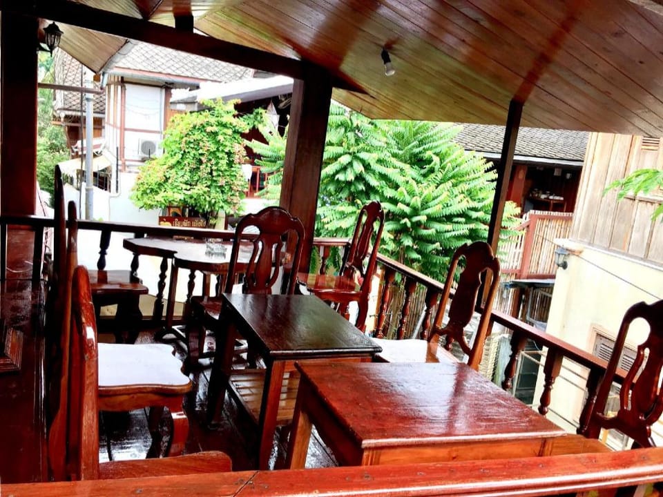 Soutikone1 Guesthouse Bed and Breakfast in Luang Prabang