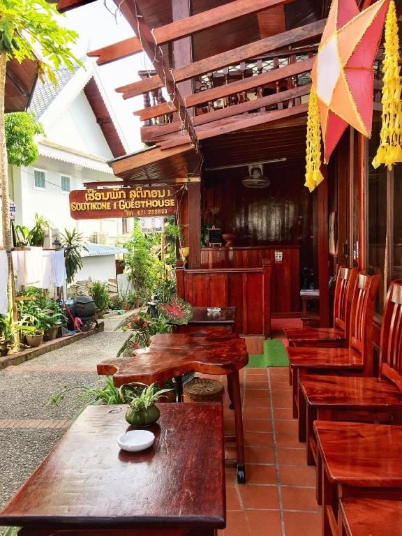Soutikone1 Guesthouse Bed and Breakfast in Luang Prabang