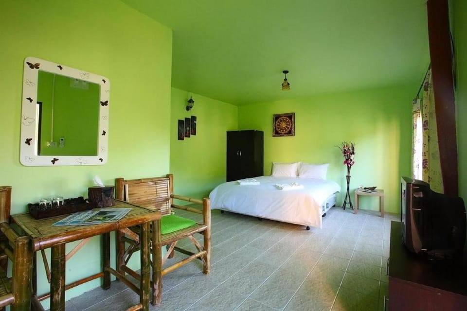 PP Red Tuna Hut Resort in Krabi Changwat