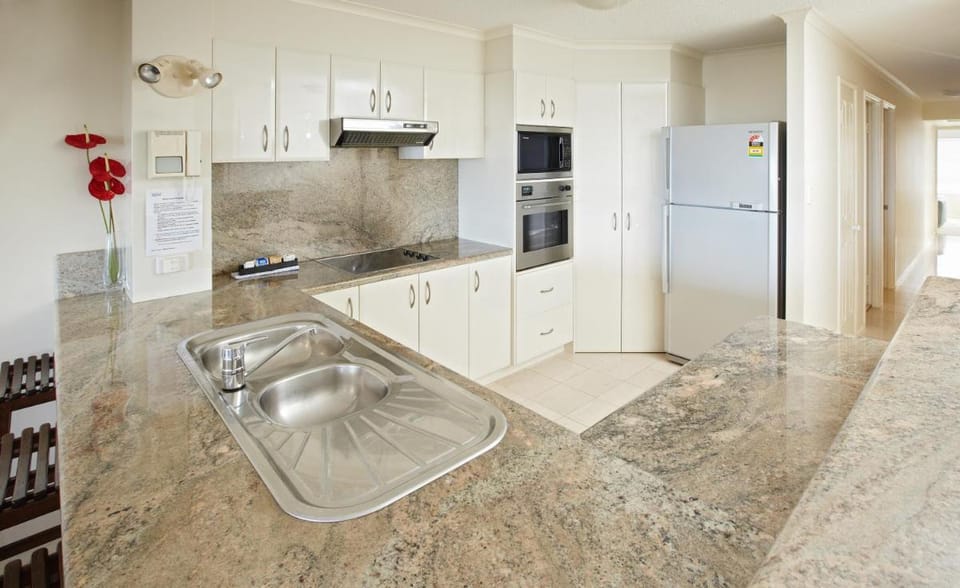 On The River Apartments Apartment hotel in Maroochydore