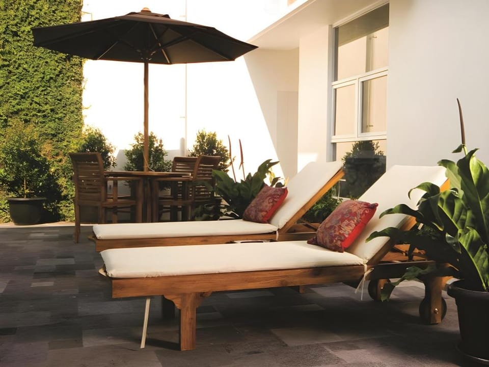 V Residence Jakarta Hotel in South Jakarta City