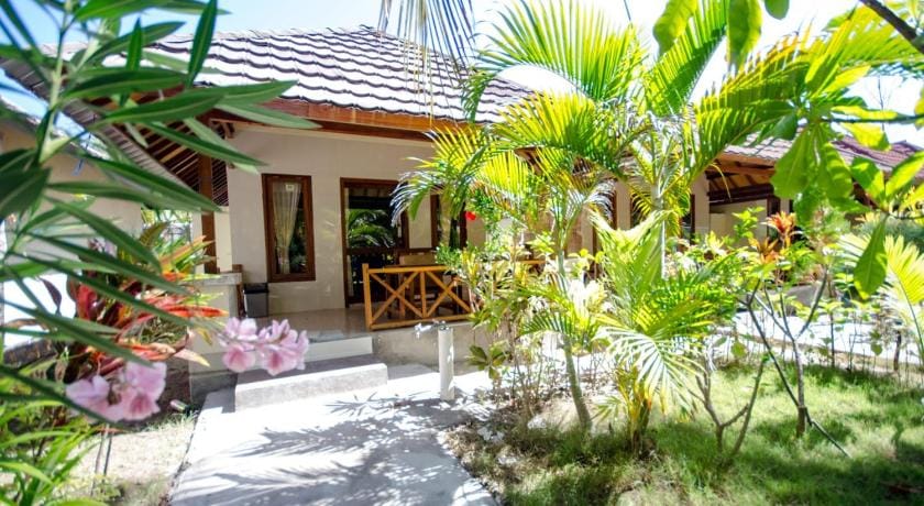 Fantastic Cottages Bed and Breakfast in Pemenang
