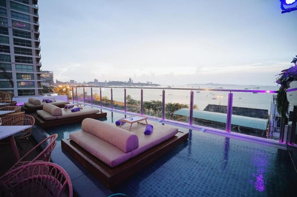 Pattaya Sea View Hotel Hotel in Pattaya City