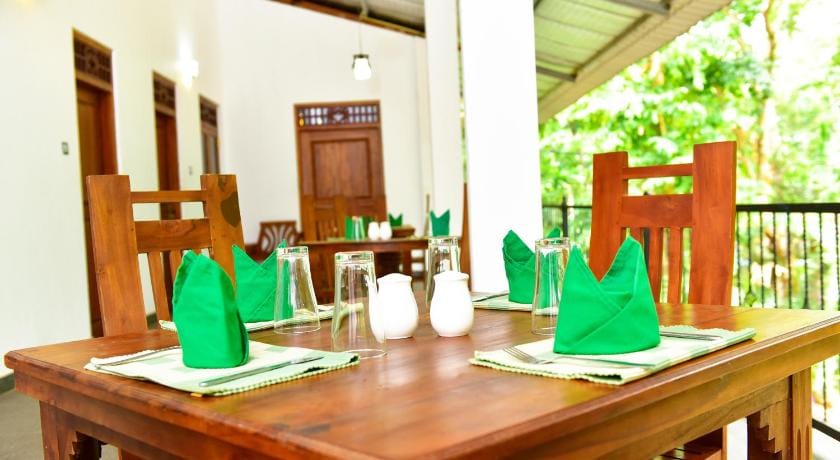 Ariya Rest House Bed and Breakfast in Central Province